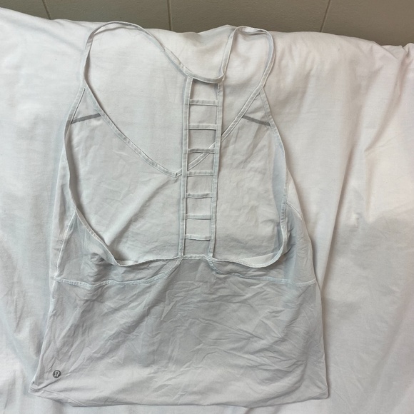 Lulu Lemon Workout Tank - Picture 2 of 3